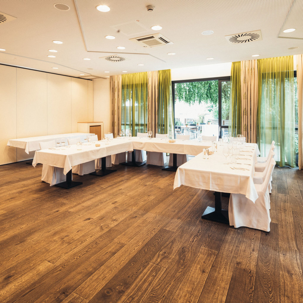 HOTEL_Seminar_006_2000x2000